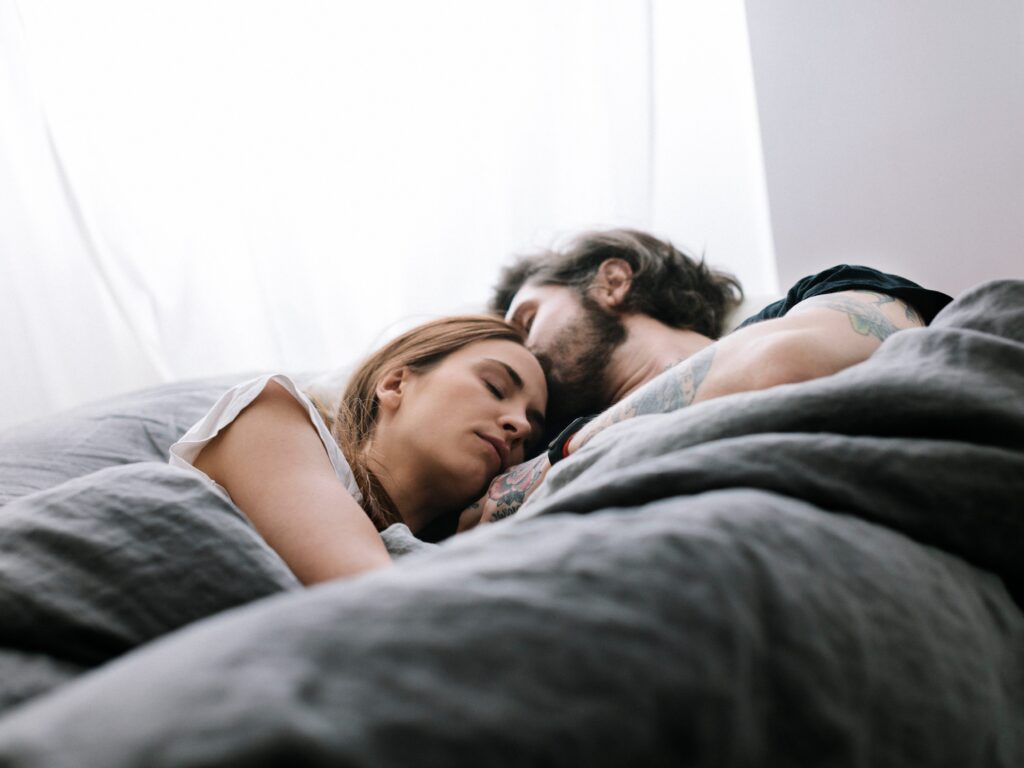 Mơ thấy quan hệ: giải mã giấc mơ và ý nghĩa tâm lý – tâm linh