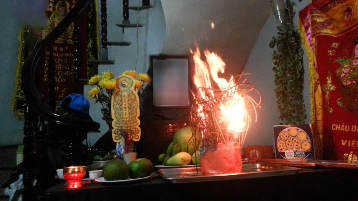 Mơ thấy bàn thờ: Giải mã ý nghĩa và điềm báo trong từng trường hợp