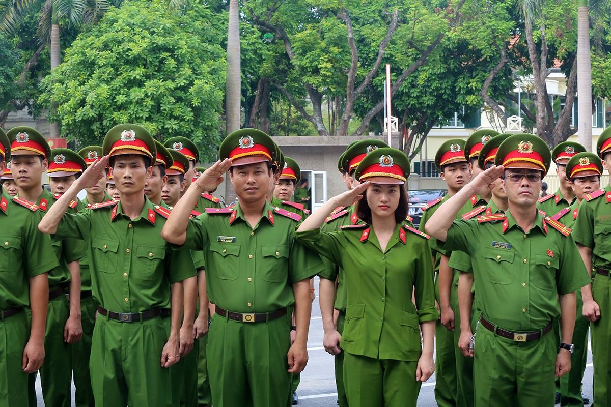 Mơ thấy công an nói lên điều gì về cuộc sống hiện tại?